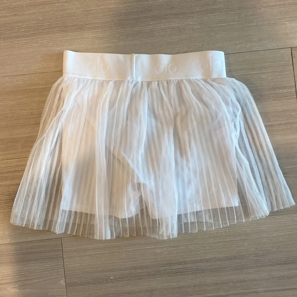 Alo Yoga White Tennis Skirt